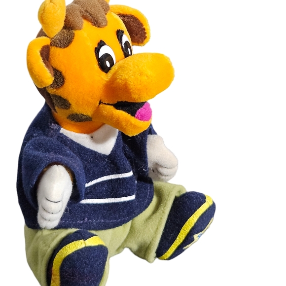 Vintage Geoffrey Giraffe Toys R Us Sitting Plush 6.5" Embroidered Logo Rare - Picture 3 of 8